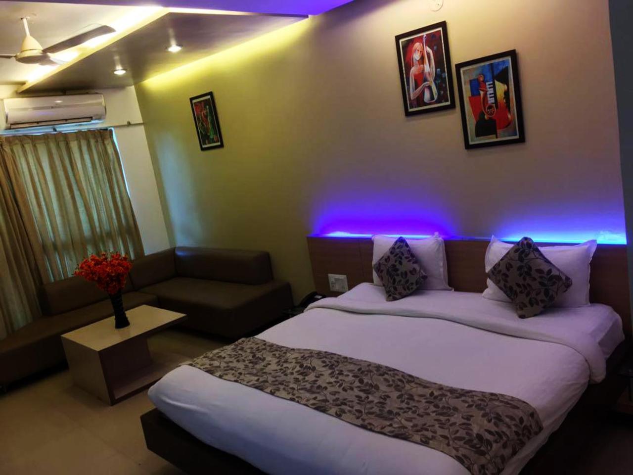 Cotton County Club And Resort Hubli Luaran gambar