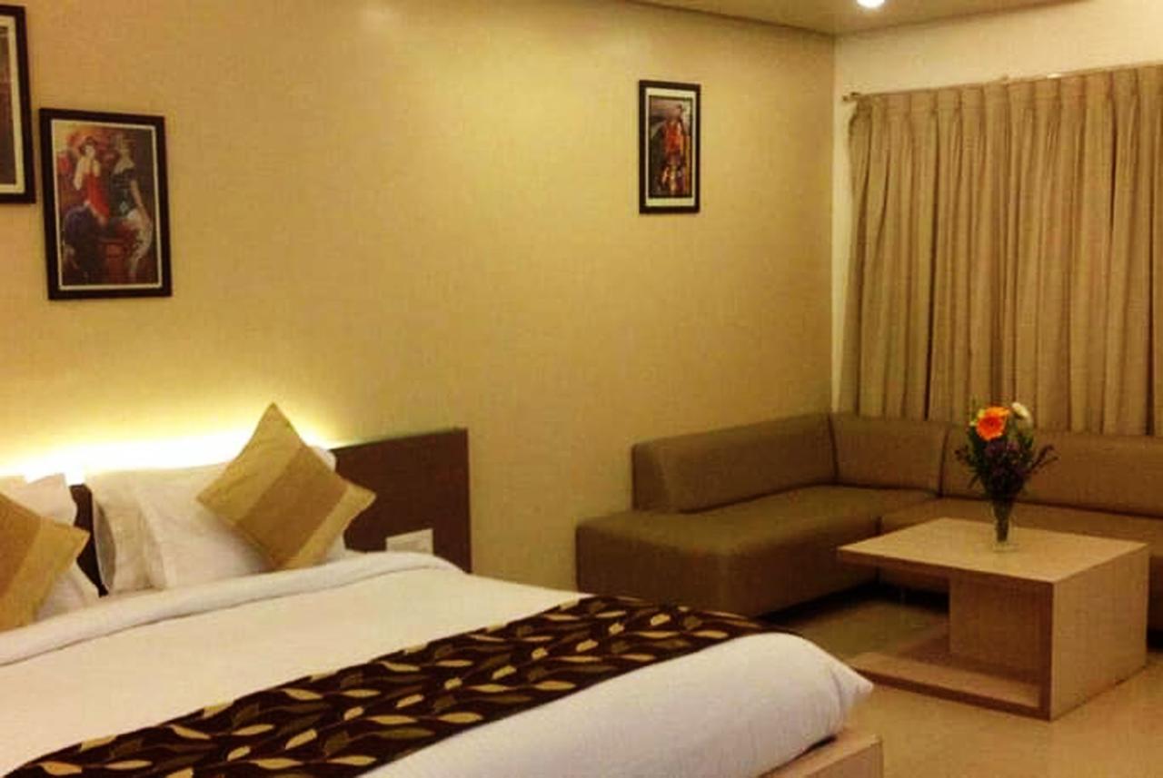 Cotton County Club And Resort Hubli Luaran gambar