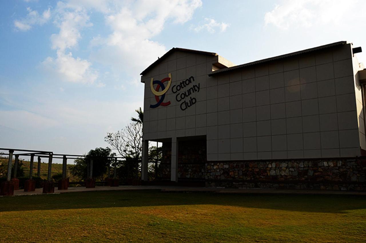 Cotton County Club And Resort Hubli Luaran gambar